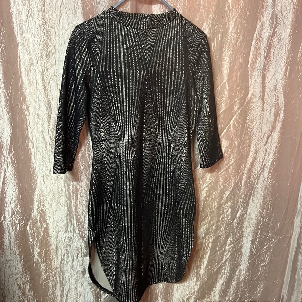 Black quarter sleeve dress